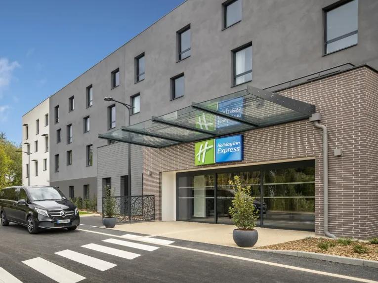 Holiday Inn Express Marne la Vallee Exterior