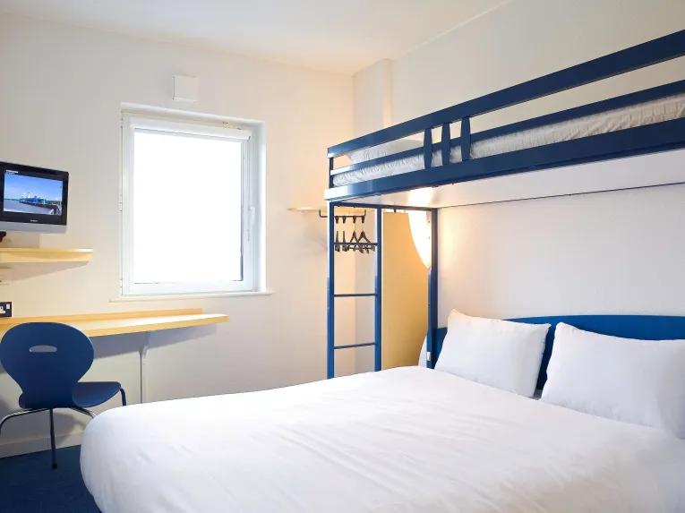 Ibis Budget Marne La Vallee Room