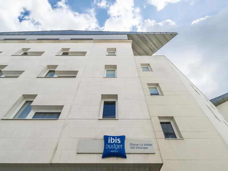 Ibis Budget Marne La Vallee Exterior