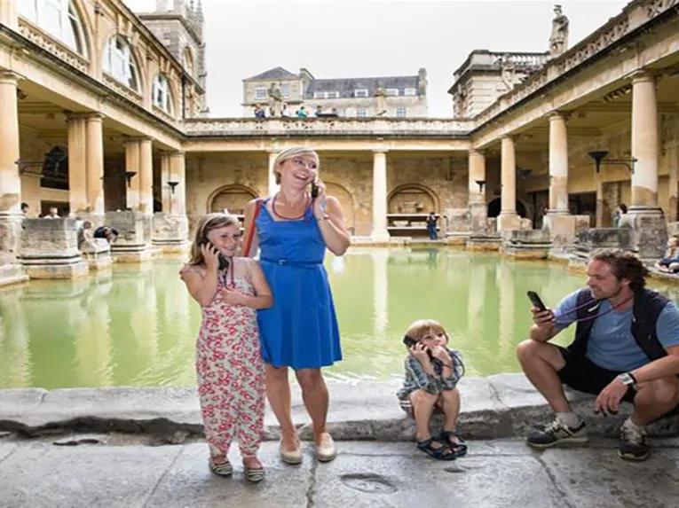 tour-of-Roman-Baths