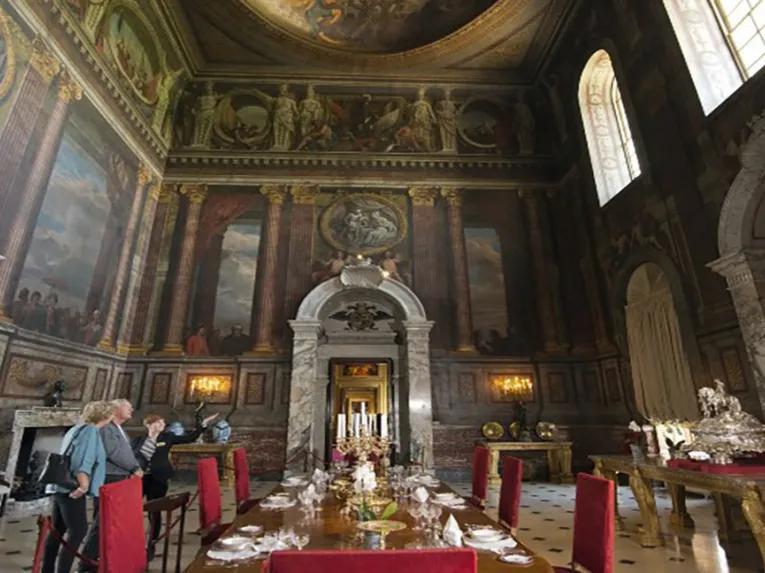 grand-dinning-room