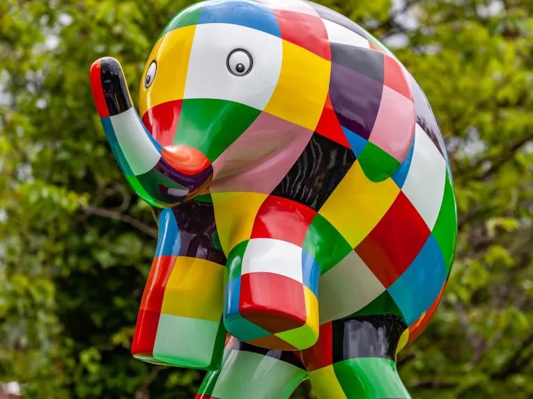 elmo-flying-jumbo-ride