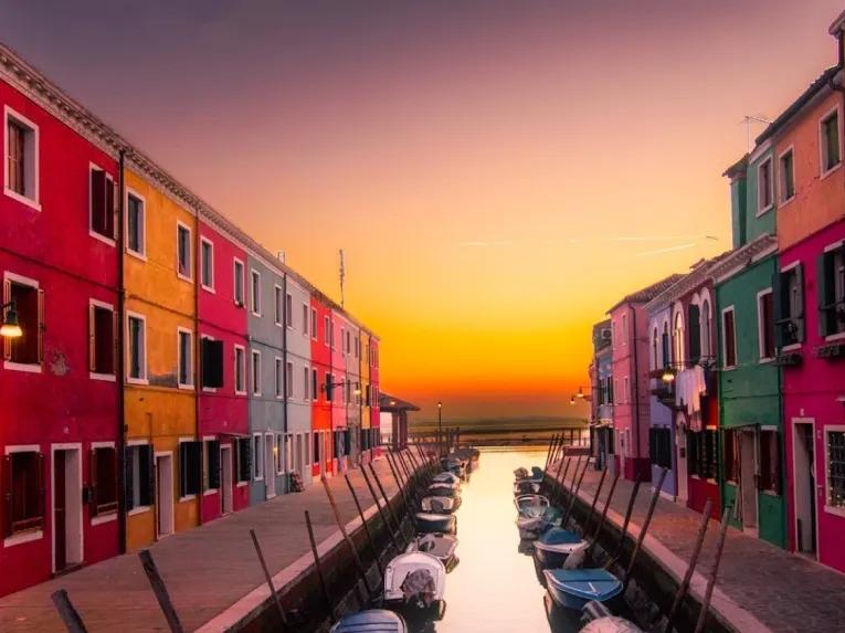 sunset-in-burano