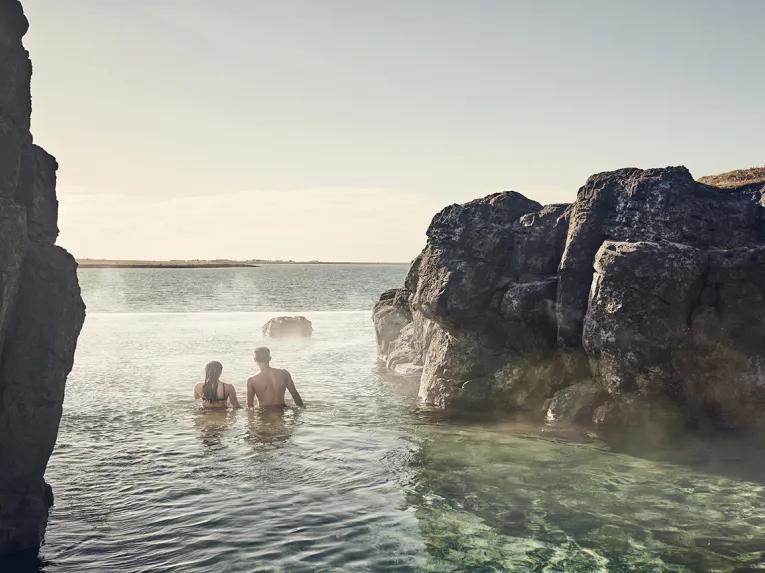 couple-walking-in-lagoon