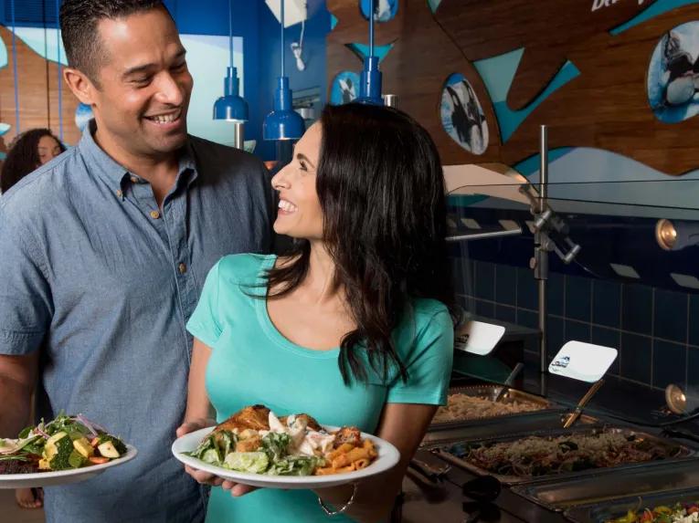 Guests enjoying Dine With Orcas Experience at Seaworld Orlando