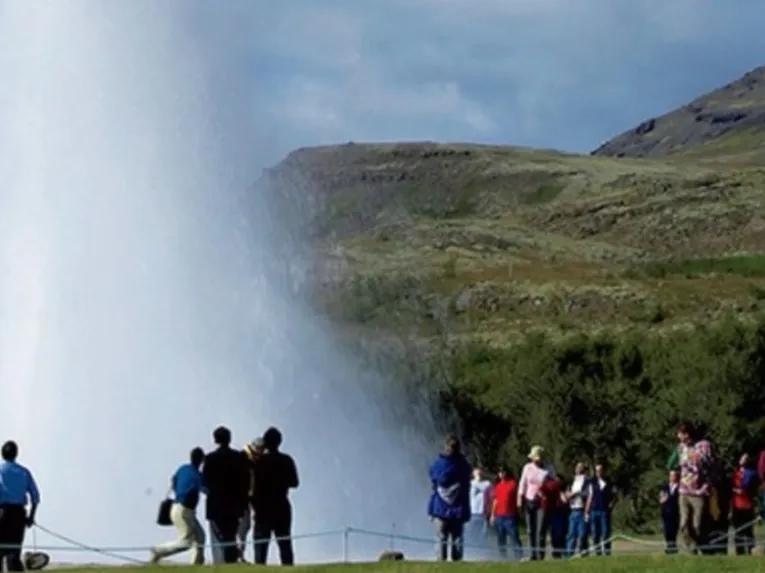 group-by-geysir
