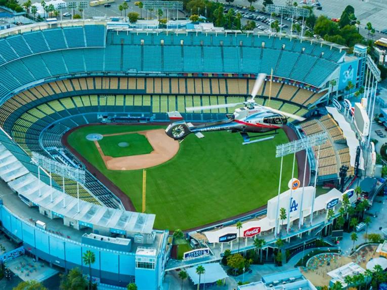 Hollywood & Beyond Helicopter Tour