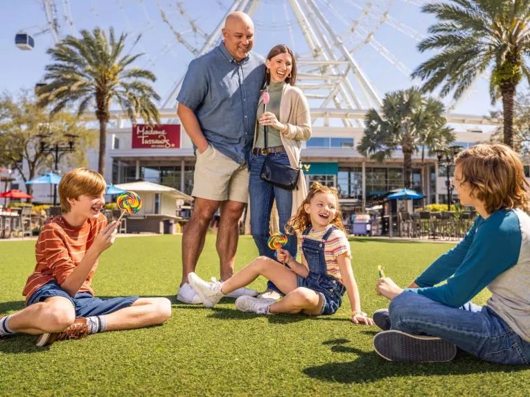 Family in front of The Orlando Eye
