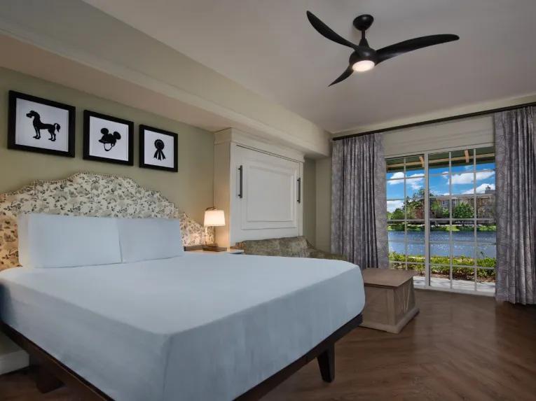 Disney's Saratoga Springs Resort & Spa