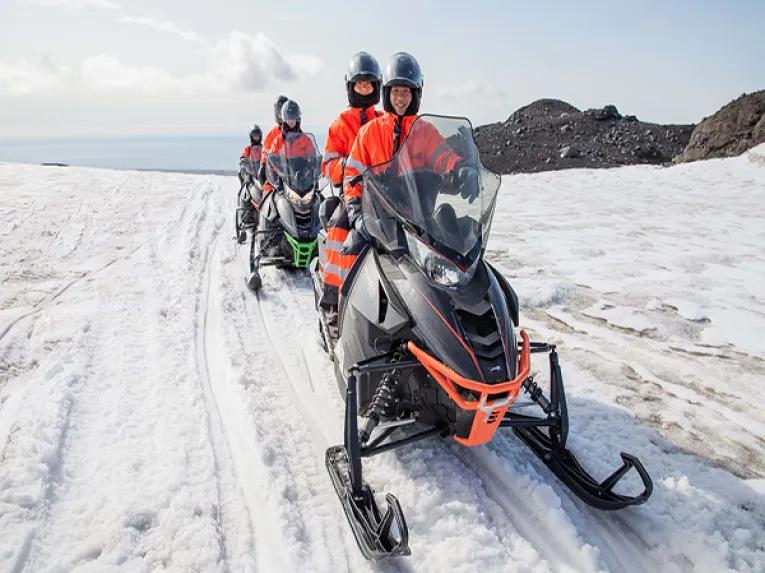 Snowmobiling-in-pairs