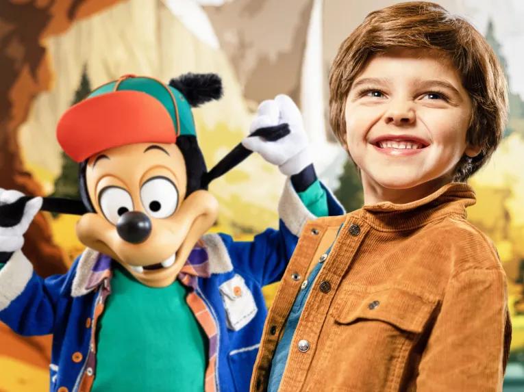 Guest with Max at Sequoia Lodge