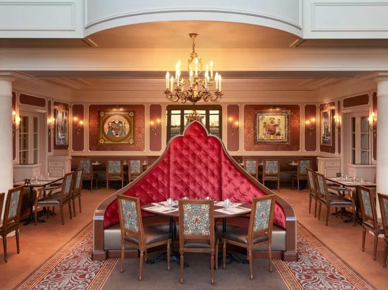 Royal Banquet Disneyland Hotel