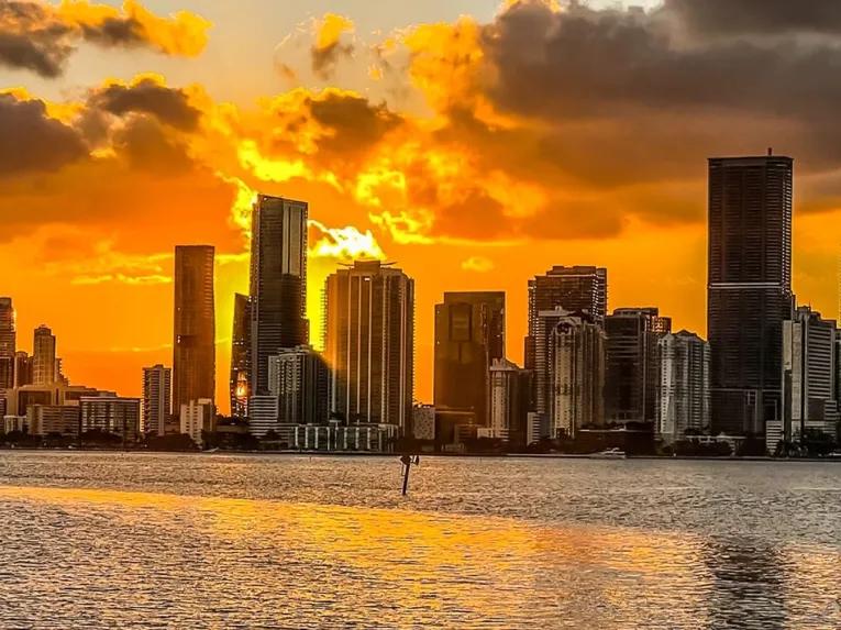 Sunset Cruise of Miami Skyline, Biscayne Bay & Celebrity Homes