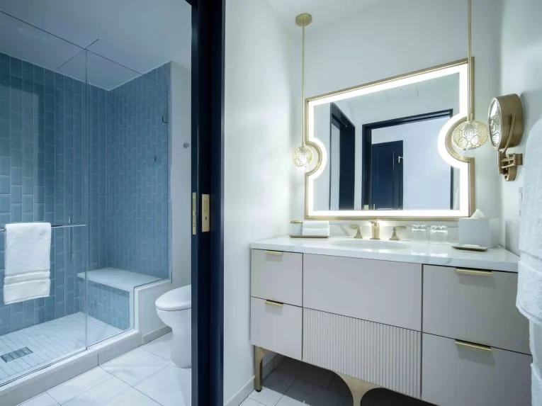 Standard bathroom Bar Helios Universal Helios Grand Hotel