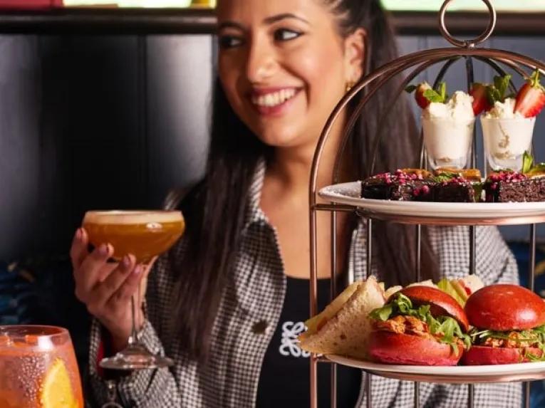 slug-and-lettuce-afternoon