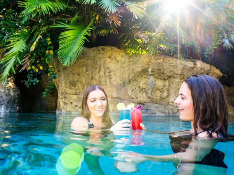 Guests at Discovery Cove Orlando