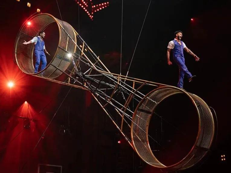 Mad Apple by Cirque du Soleil