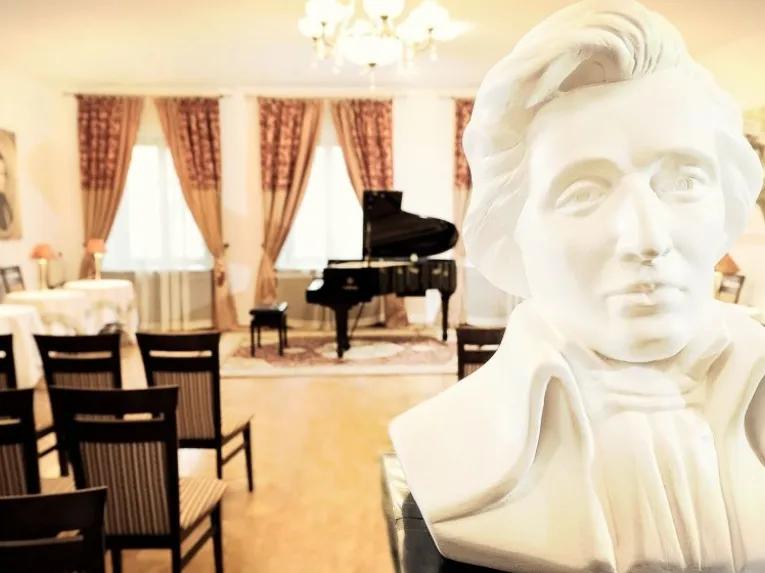 bust-of-chopin
