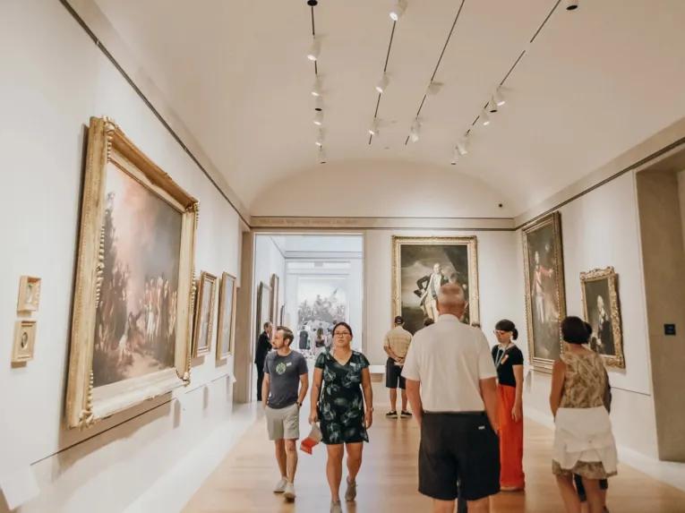 Met Express: Highlights of the Metropolitan Museum of Art