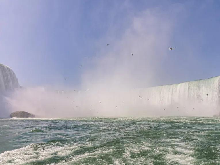 VIP First Access Maid of the Mist & Cave of the Winds Tour