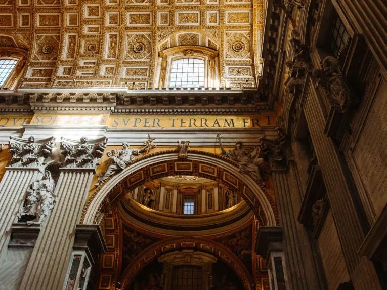 St. Peter’s Basilica Priority Access Tour with Dome & Crypt