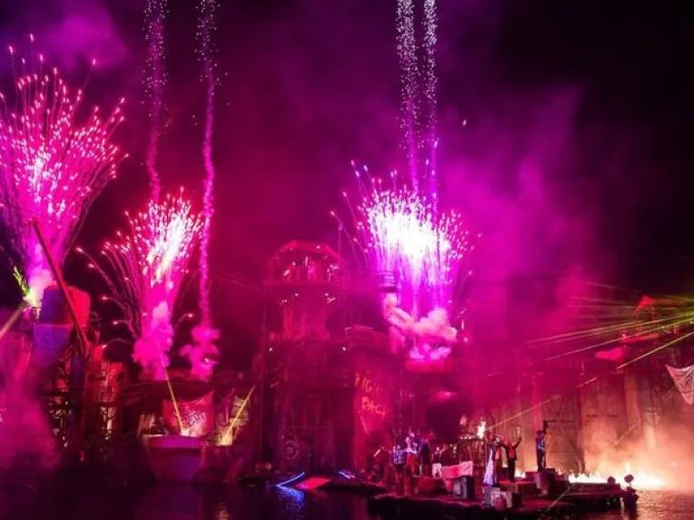 USH Halloween Horror Show