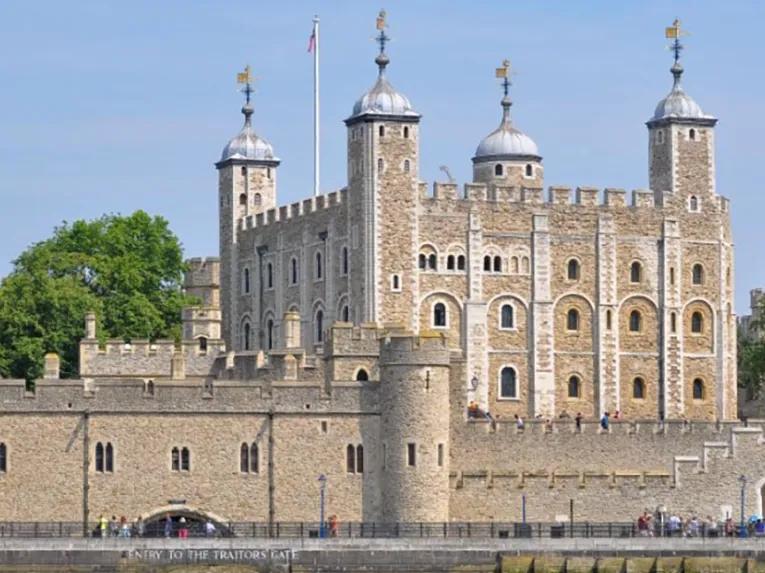 Family day out to Tower of London and Tower Bridge