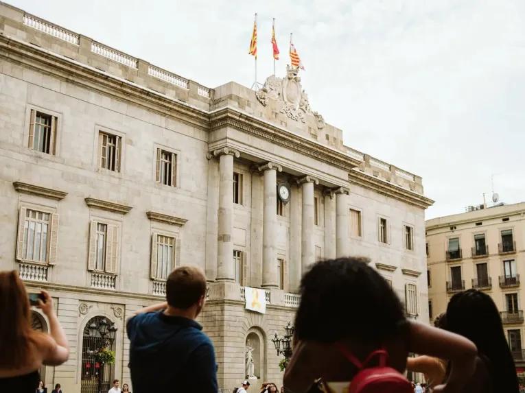 Barcelona BCN: Tapas, Taverns & History