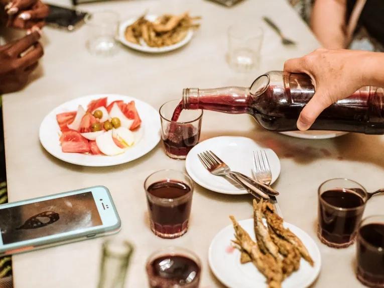 Barcelona BCN: Tapas, Taverns & History