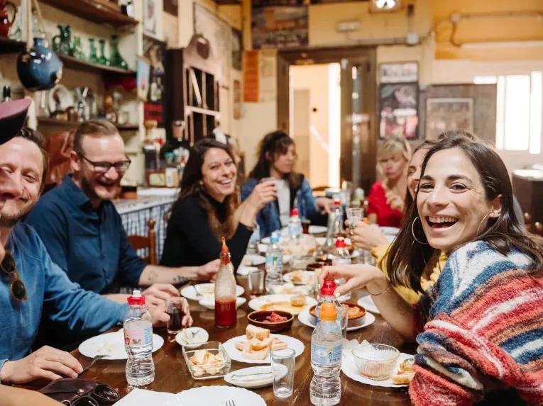Barcelona Gracia, Tapas and Gaudi