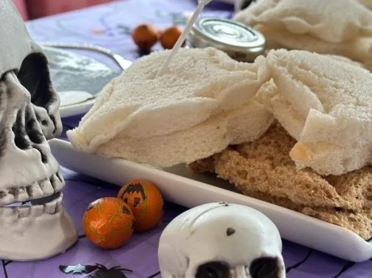 London Halloween Afternoon Tea Bus