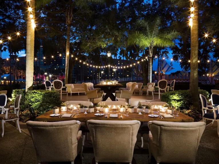 Outdoor Dining Terrace at the Walt Disney World Swan