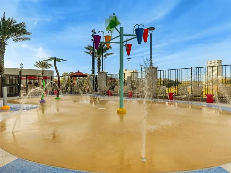 Splash-pad