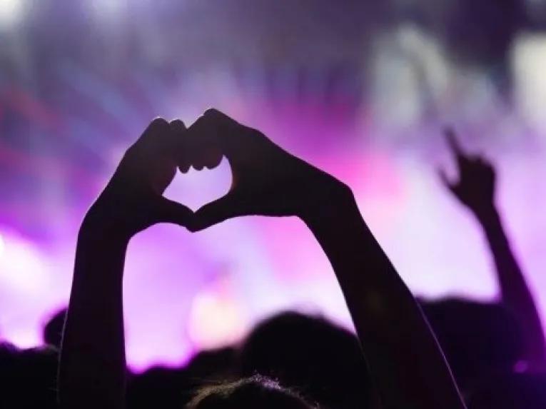 One Direction Inspired London Afternoon Tea Bus