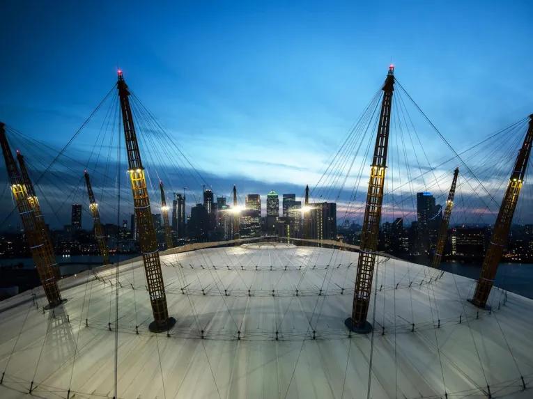 The_O2_at_Twilight