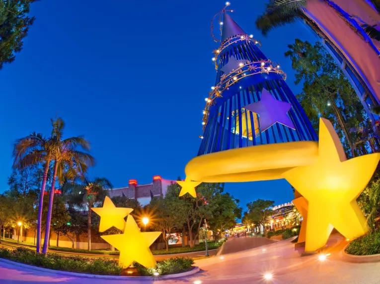 Disneyland Hotel
