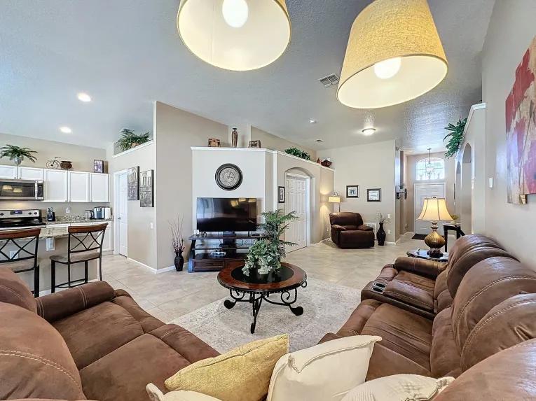 Windsor Palms (34647) 4-bedroom Villa in Kissimmee