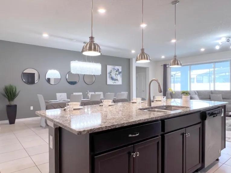 Windsor Island (7389) 8-bedroom Villa in Davenport