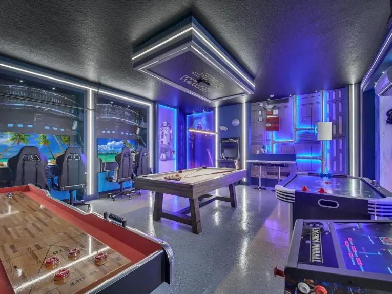 Encore Club at Reunion (34805) 8-bedroom Villa in Kissimmee