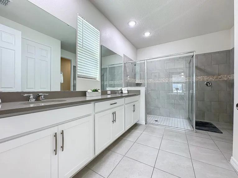 Solara Resort (34640) 6-bedroom Villa in Kissimmee