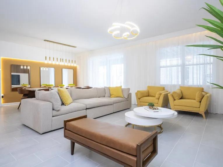 ChampionsGate (34695) 8-bedroom Villa in Davenport