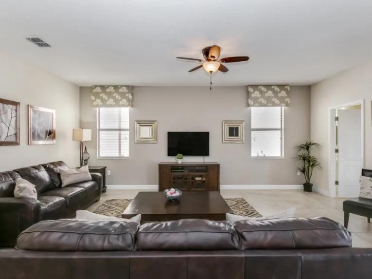 ChampionsGate (3677) 6-bedroom Villa in Davenport