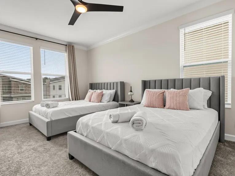 Storey Lake (34718) 6-bedroom Villa in Kissimmee