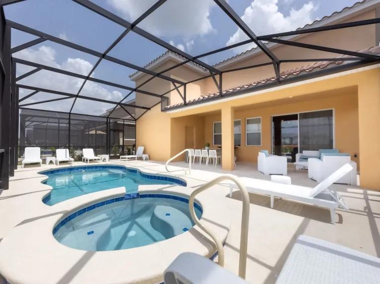 Solterra (34624) 7-bedroom Villa in Davenport