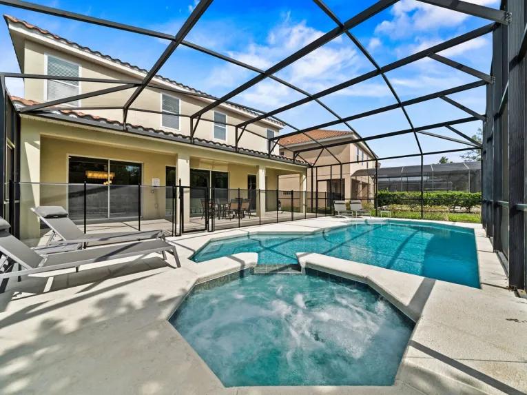 Solterra (34567) 8-bedroom Villa in Davenport
