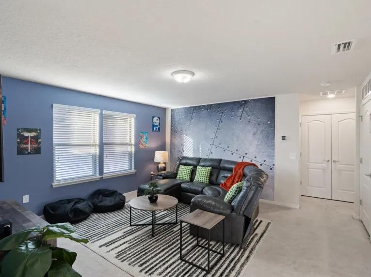Solterra (6282) 5-bedroom Villa in Davenport
