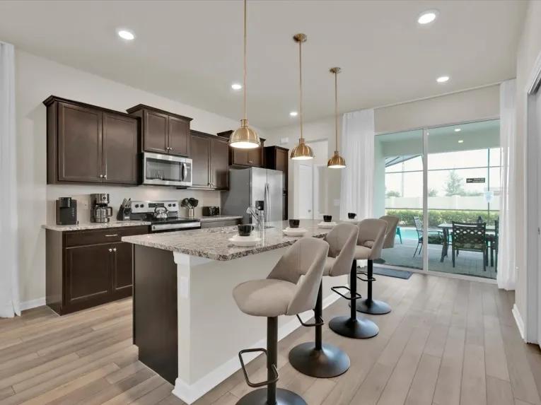 Windsor Island (8112) 5-bedroom Villa in Davenport