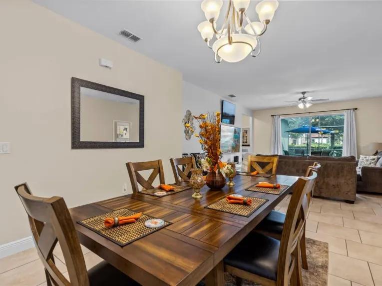 Solterra (24953) 5-bedroom Villa in Davenport
