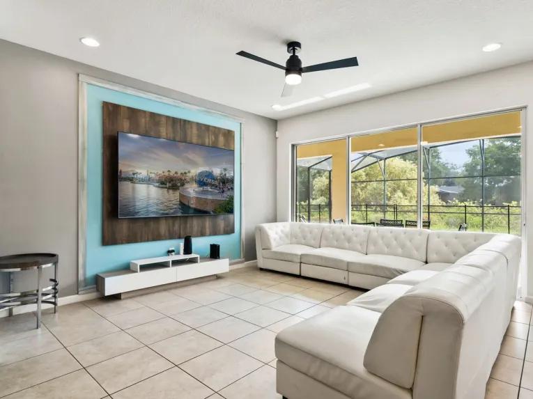 Solterra (34567) 8-bedroom Villa in Davenport