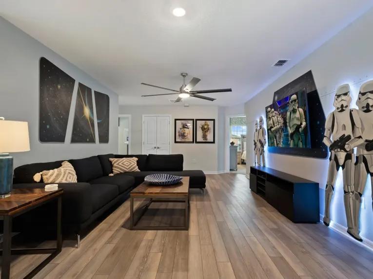 Windsor Island (7073) 9-bedroom Villa in Davenport